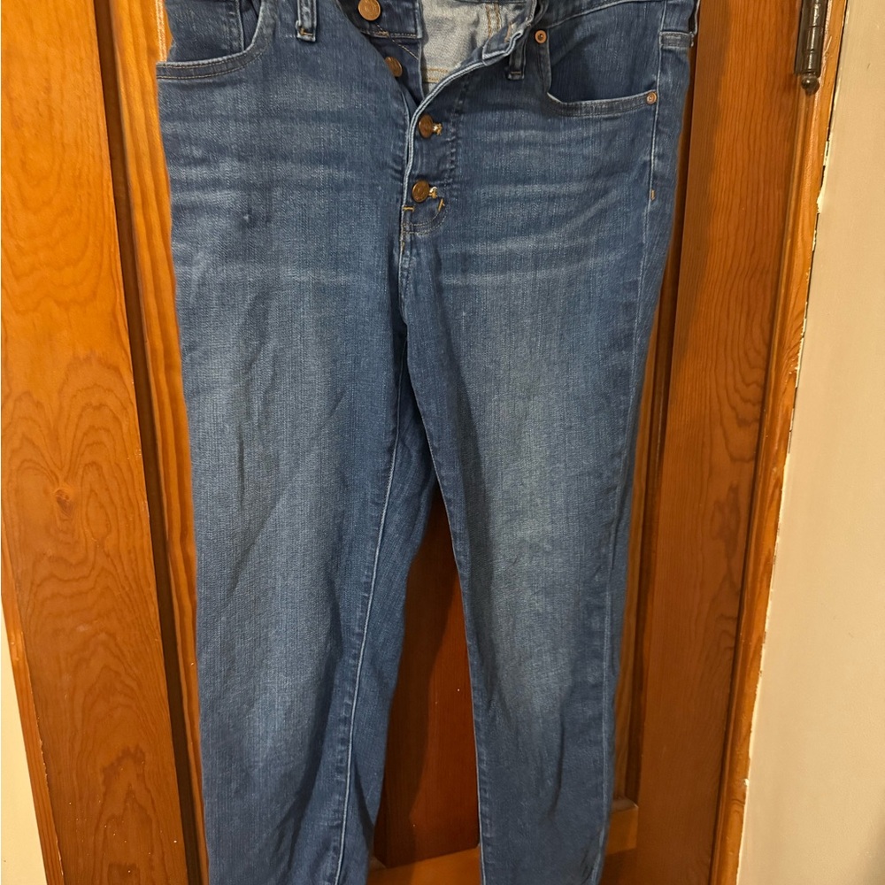 Madewell 9" Midrise Skinny Jeans with distressed bottom